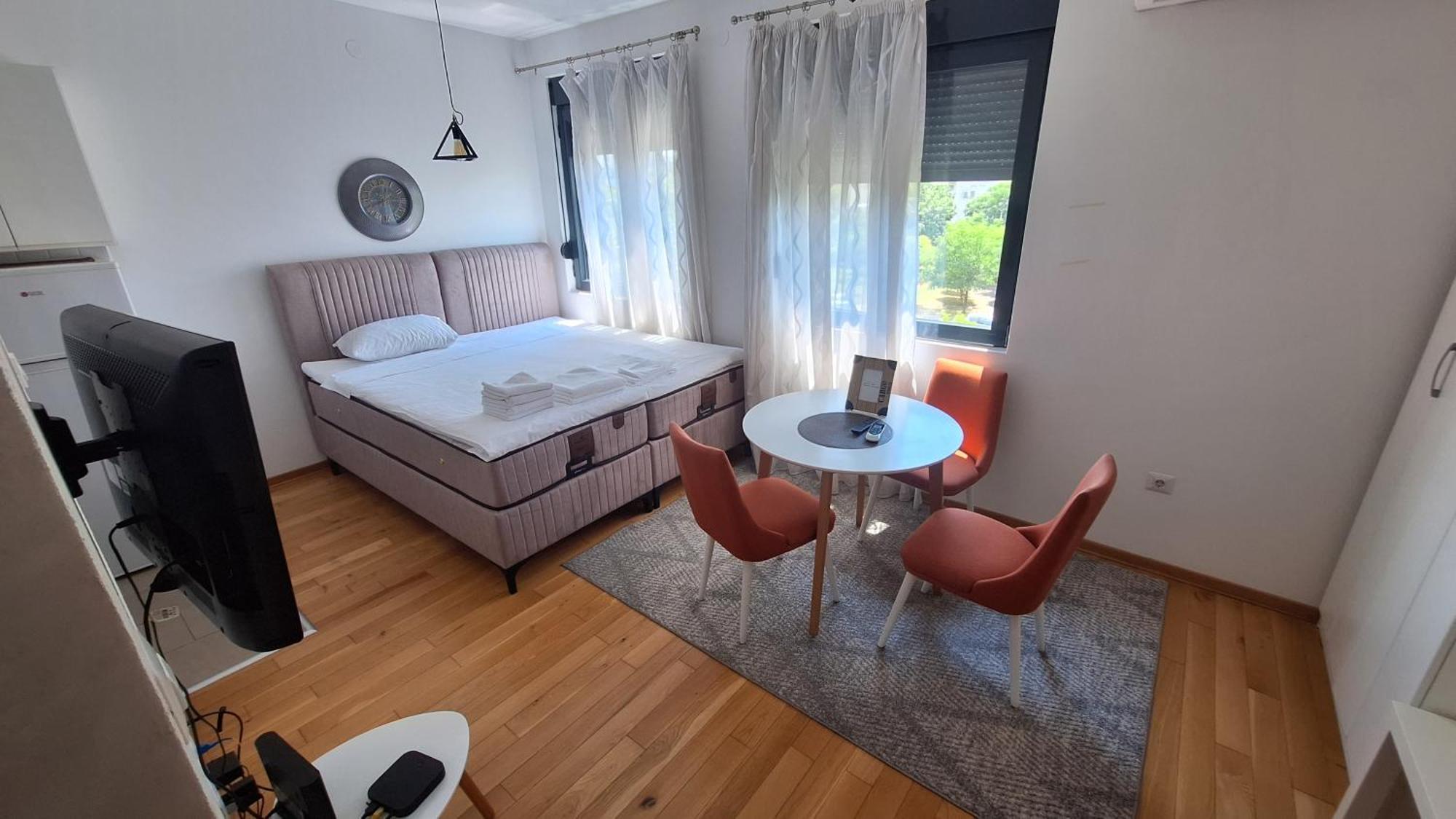 Lijepo Pozicioniran Stan, Atrakcije Blizu Lägenhet Podgorica Exteriör bild
